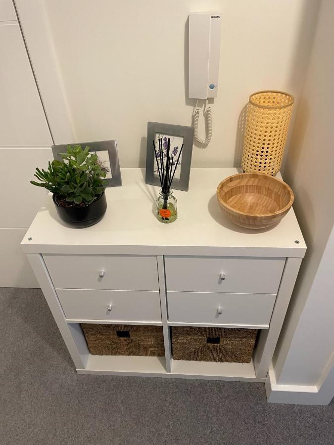 אקסמות' Number 10 Stunning Apartment, Fantastic Location! מראה חיצוני תמונה