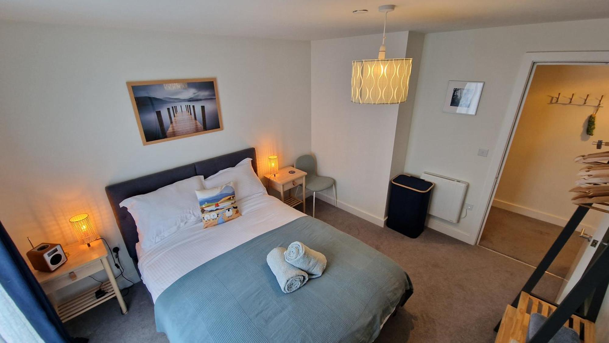 אקסמות' Number 10 Stunning Apartment, Fantastic Location! מראה חיצוני תמונה