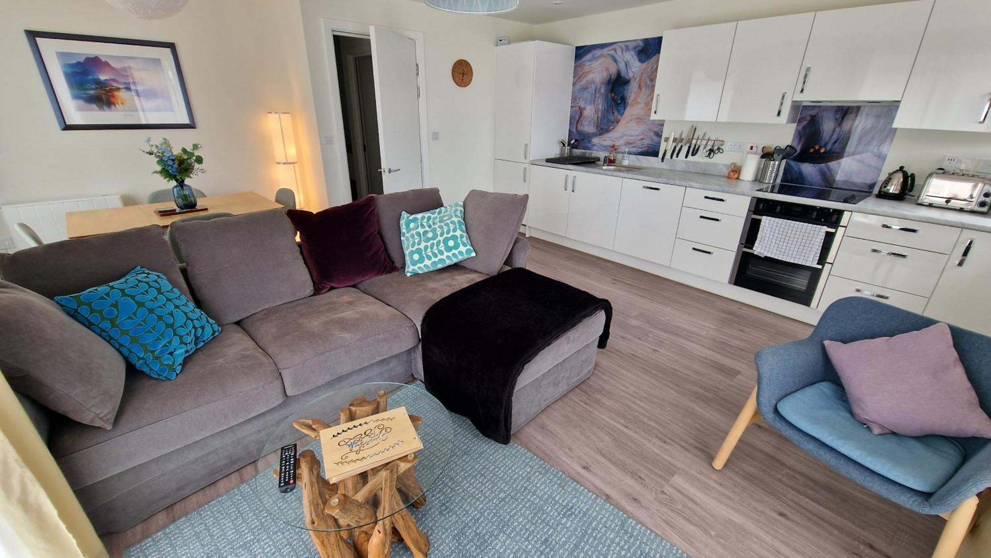 אקסמות' Number 10 Stunning Apartment, Fantastic Location! מראה חיצוני תמונה